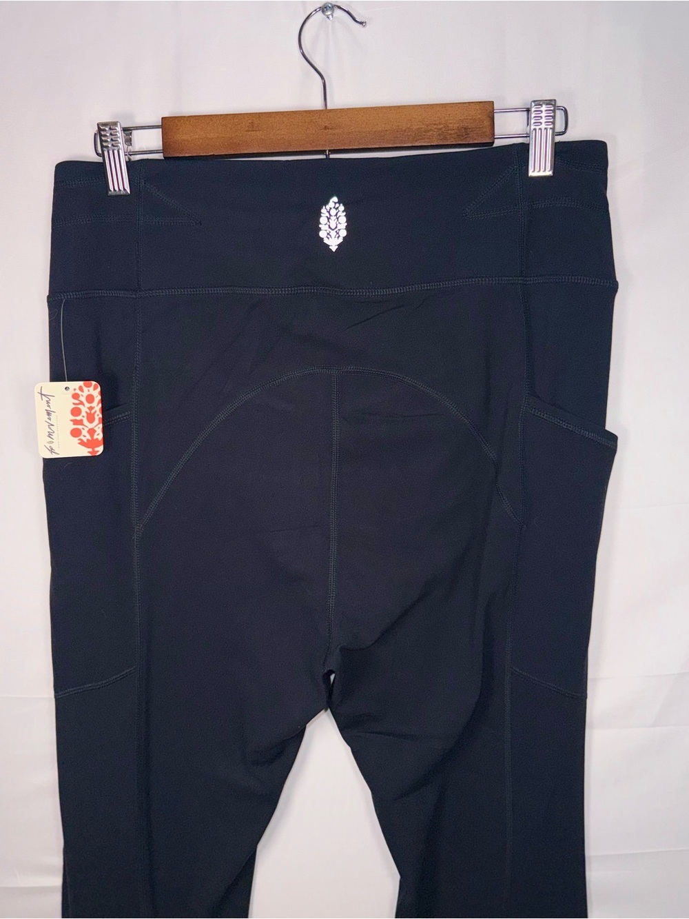 Free People Movement NWT Women Black Never Better Flare Leggings Size XL - Picture 8 of 16